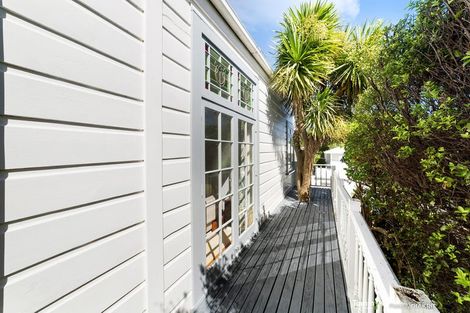 Photo of property in 3 Dawson Street, Berhampore, Wellington, 6023