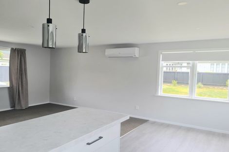 Photo of property in 11 Richard Grove, Stokes Valley, Lower Hutt, 5019