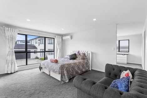 Photo of property in 3 Crompton Place, Orewa, 0931