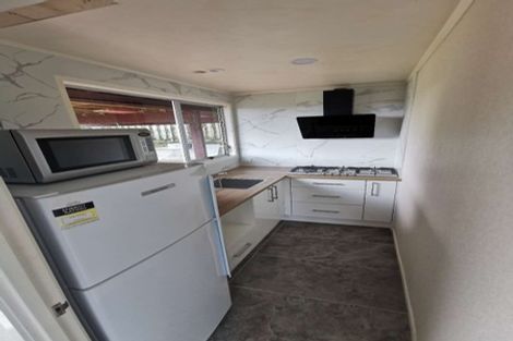 Photo of property in 30 Terra Nova Street, Glen Eden, Auckland, 0602