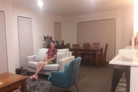 Photo of property in 4 Mooring Close, Whitby, Porirua, 5024