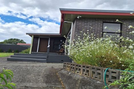 Photo of property in 20 Whakapaki Street, Urenui, 4375
