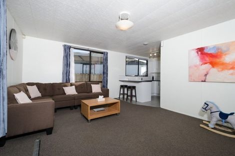 Photo of property in 3/8 Ireland Place, Ranui, Auckland, 0612