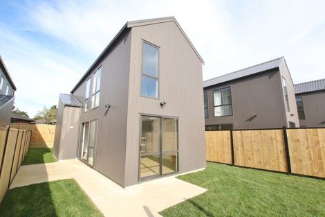 Photo of property in 6 Otaimako Place, Mangere, Auckland, 2022