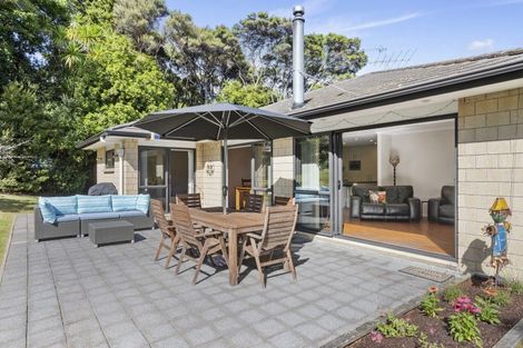 Photo of property in 9 Buttercup Place, Waimauku, 0812