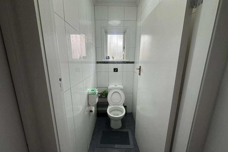 Photo of property in 22 Saint Ronans Avenue, Waterloo, Lower Hutt, 5011