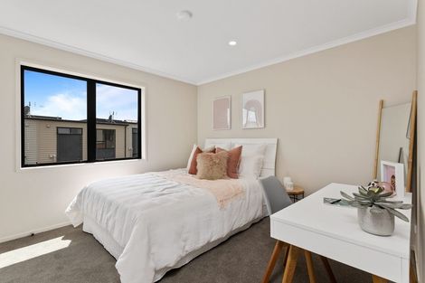 Photo of property in 7/6 Onekiritea Road, Hobsonville, Auckland, 0616