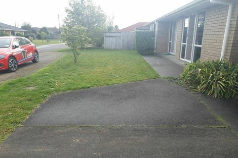 Photo of property in 11 Holcroft Place, Huntington, Hamilton, 3210