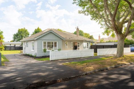 Photo of property in 17 Brown Street, Hamilton East, Hamilton, 3216