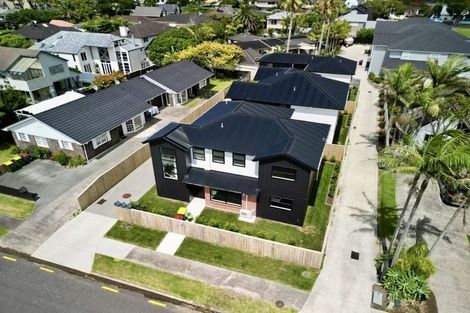 Photo of property in 6c Jern Place, Eastern Beach, Auckland, 2012