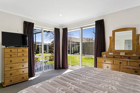 Photo of property in 4 Ernest Kemp Rise, Wharewaka, Taupo, 3330