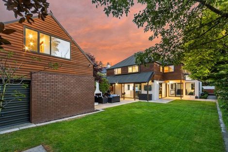 Photo of property in 7 Glandovey Road, Fendalton, Christchurch, 8052