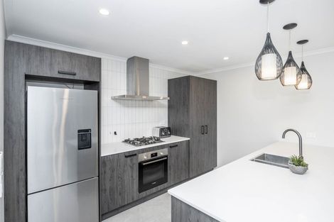 Photo of property in 8 Whakatipu Street, Temple View, Hamilton, 3218
