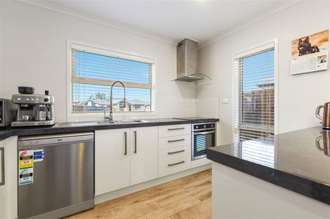 Photo of property in 11u5 Errol Close, Burbush, Hamilton, 3288