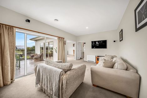 Photo of property in 25 Muriwai Drive, Manapouri, 9679