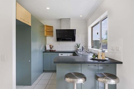 Photo of property in 17 Brompton Place, Burswood, Auckland, 2013