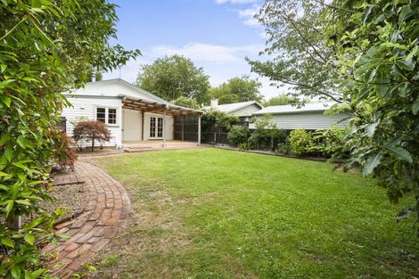 Photo of property in 7 Mere Mere Avenue, Palmerston North, 4414