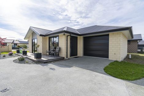 Photo of property in 10 Pop Andrew Drive, Te Anau, 9600