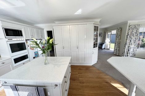 Photo of property in 51 Rempstone Drive, Halswell, Christchurch, 8025