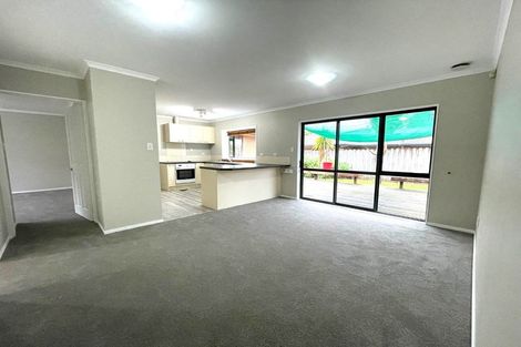 Photo of property in 4 Courtvale Place, Flat Bush, Auckland, 2019