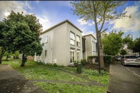 Photo of property in 16 Reins Road, Takanini, 2112