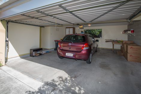 Photo of property in 2/125 Hawthornden Road, Avonhead, Christchurch, 8042
