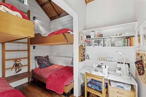 Photo of property in 21 Anglesea Street, Arrowtown, 9302