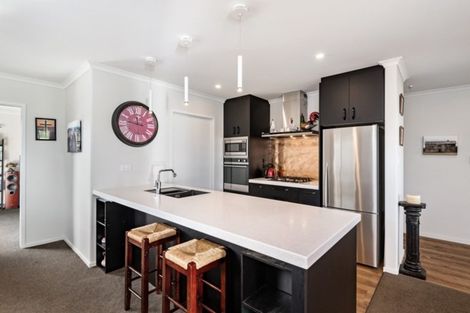 Photo of property in 36 Luxembourg Crescent, Halswell, Christchurch, 8025