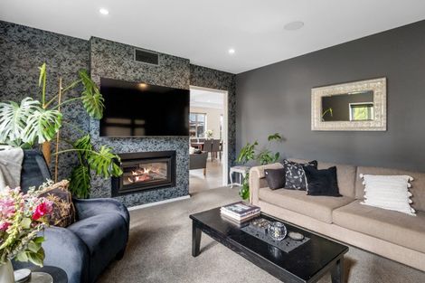 Photo of property in 152a Wairakei Road, Bryndwr, Christchurch, 8053