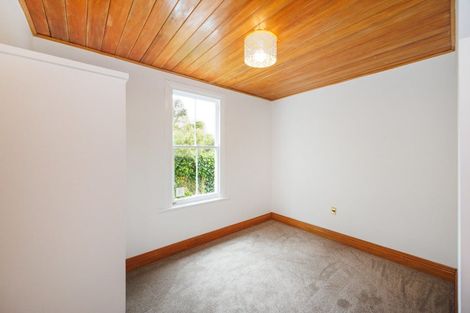 Photo of property in 294 Grey Street, Palmerston North, 4414