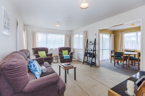 Photo of property in 8 Karyn Street, Castlecliff, Whanganui, 4501