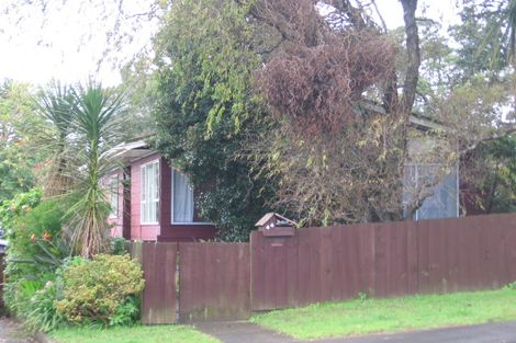 Photo of property in 44 Reynella Drive, Massey, Auckland, 0614