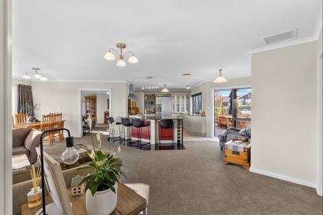 Photo of property in 44 Tutakarae Road, Kelvin Grove, Palmerston North, 4470
