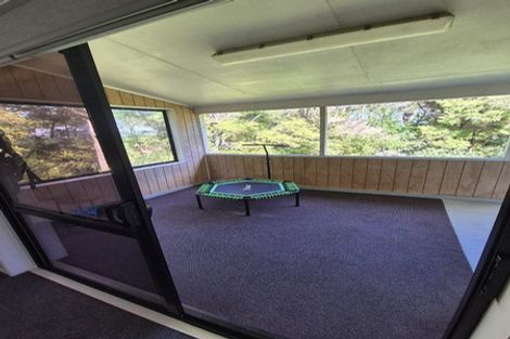 Photo of property in 3 William Pitcher Place, Greenhithe, Auckland, 0632