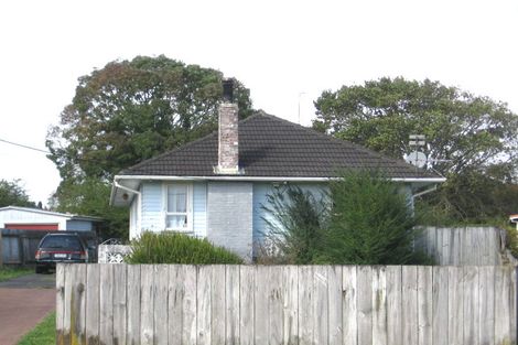 Photo of property in 24 Fairdene Avenue, Henderson, Auckland, 0610