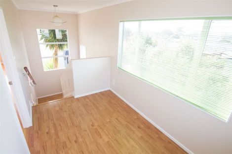 Photo of property in 132a Mcleod Road, Te Atatu South, Auckland, 0610