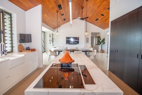 Photo of property in 30 Richmond Road, Mangonui, 0420