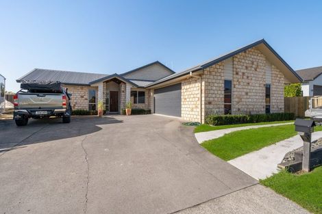 Photo of property in 13 Amberley Place, Flagstaff, Hamilton, 3210