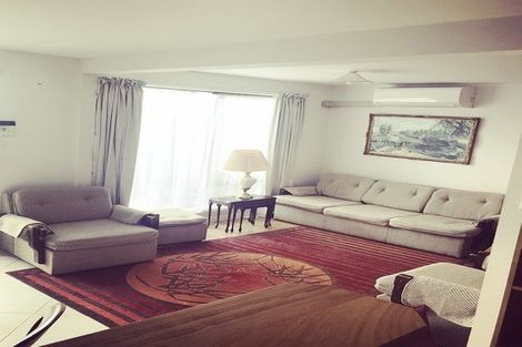 Photo of property in 38 Oruamo Place, Beach Haven, Auckland, 0626