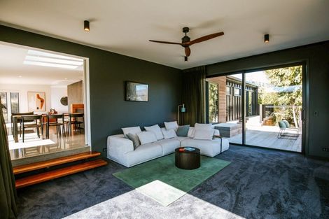 Photo of property in 9 Matipo Street, Wanaka, 9305