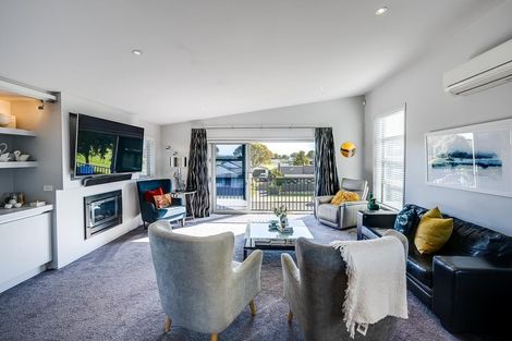 Photo of property in 84a Te Awa Avenue, Te Awa, Napier, 4110