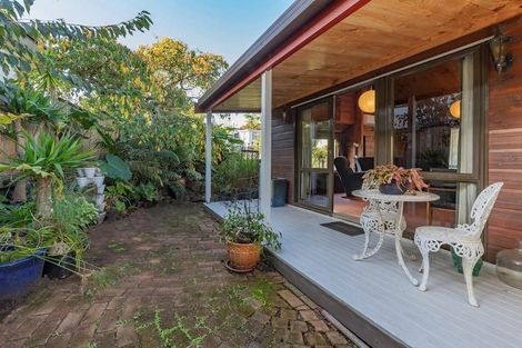 Photo of property in 7 Spruce Place, Totara Heights, Auckland, 2105