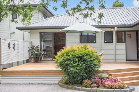 Photo of property in 6 Vintners Close, Huapai, Kumeu, 0810