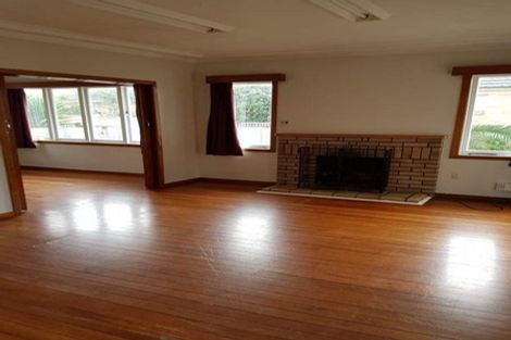 Photo of property in 17 Collie Road, Pukekohe, 2120