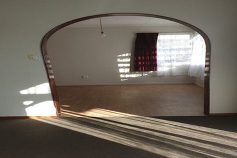 Photo of property in 121a Russell Road, Manurewa, Auckland, 2102