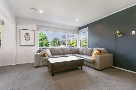 Photo of property in 11 Hereford Street, Te Atatu Peninsula, Auckland, 0610