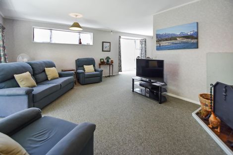 Photo of property in 7 Benmore Place, Omarama, 9412