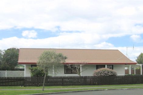 Photo of property in 3a Kingsley Place, Mount Maunganui, 3116