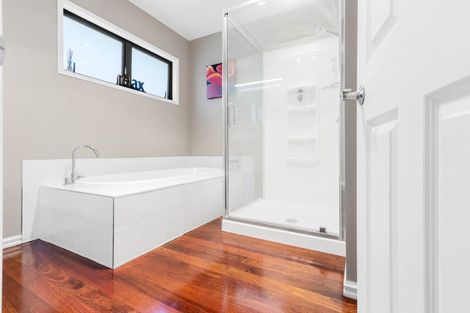 Photo of property in 96r Panorama Drive, Welcome Bay, Tauranga, 3175