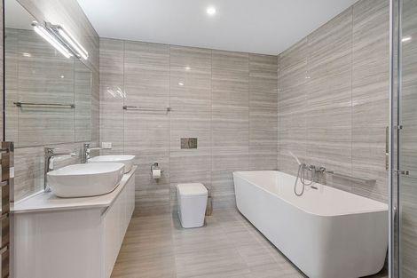 Photo of property in 32c Hewitts Road, Merivale, Christchurch, 8014